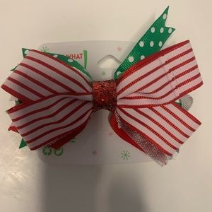 Claire’s holiday clip on bow. New.